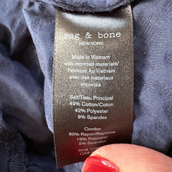 Rag and Bone Textured Top Navy - Picture 6 of 7